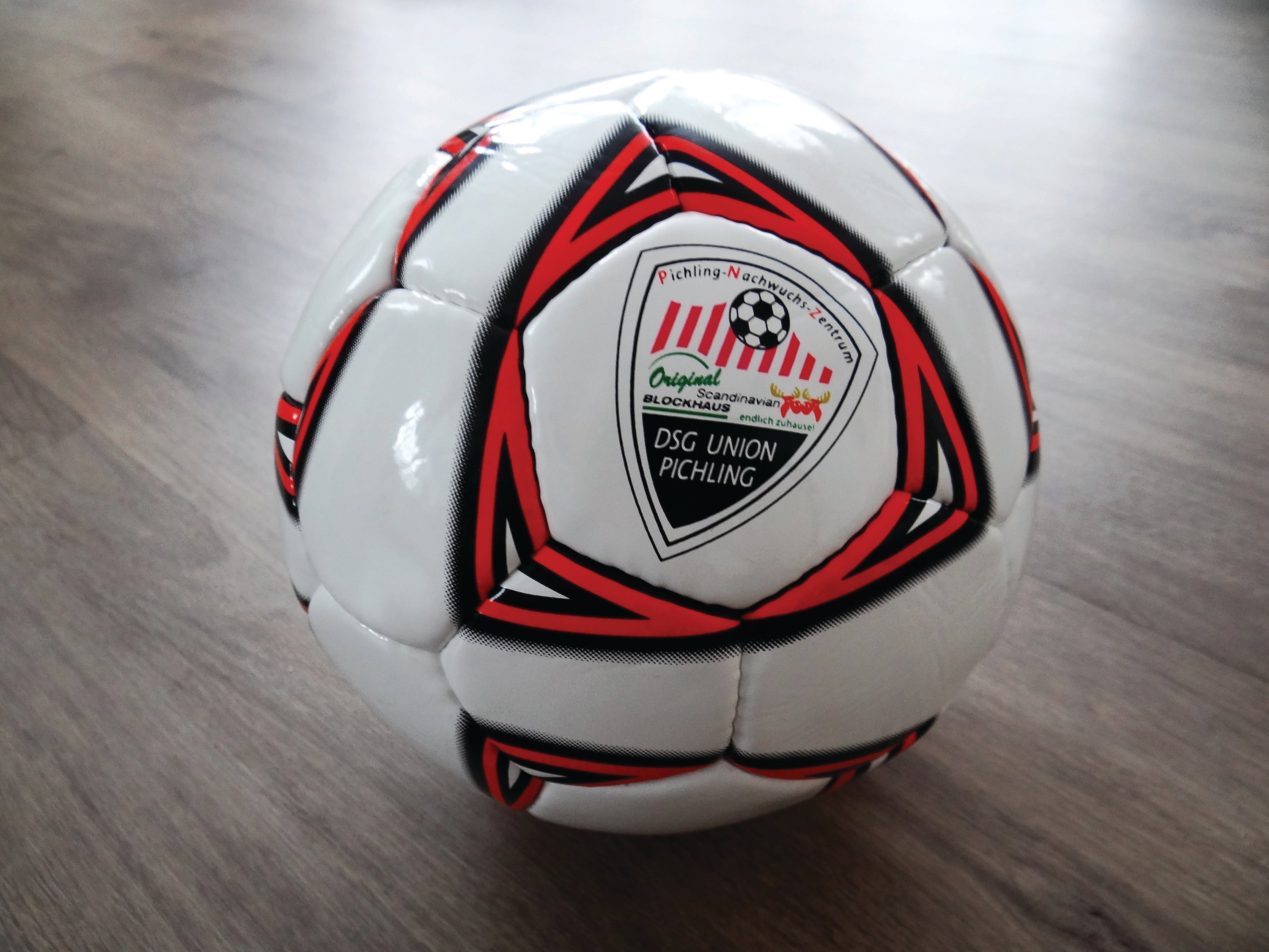 WM und EM Merchandise für Firmen